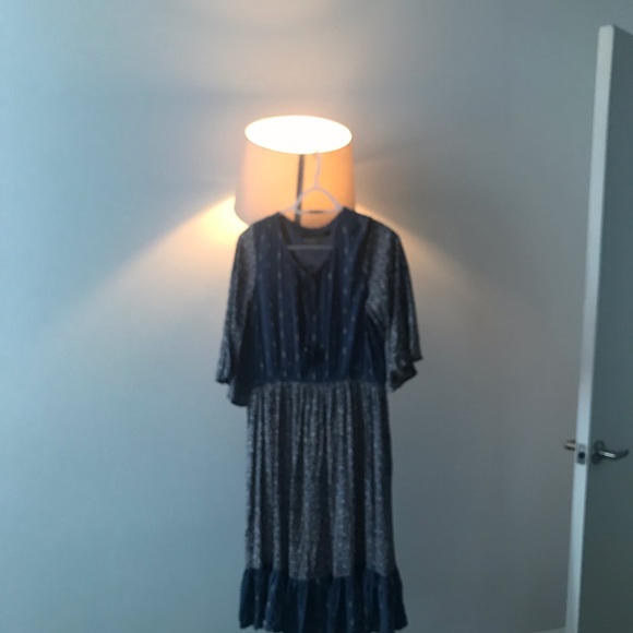 Dress Large, never used - Picture 2 of 2